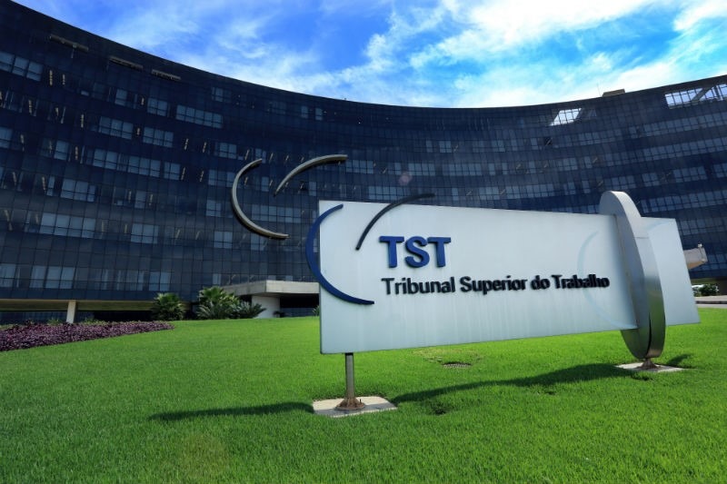 Concurso TST 2023: Edital publicado para Técnicos e Analistas! Remunerações inicias de até R$ 13,2 mil! Confira: